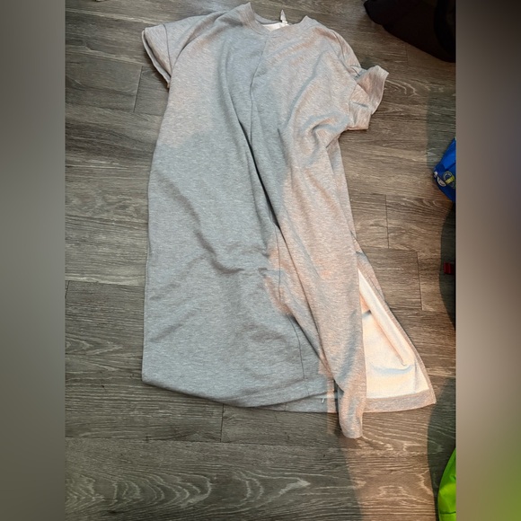 Athleta Light Gray Knit Dress - Picture 1 of 2